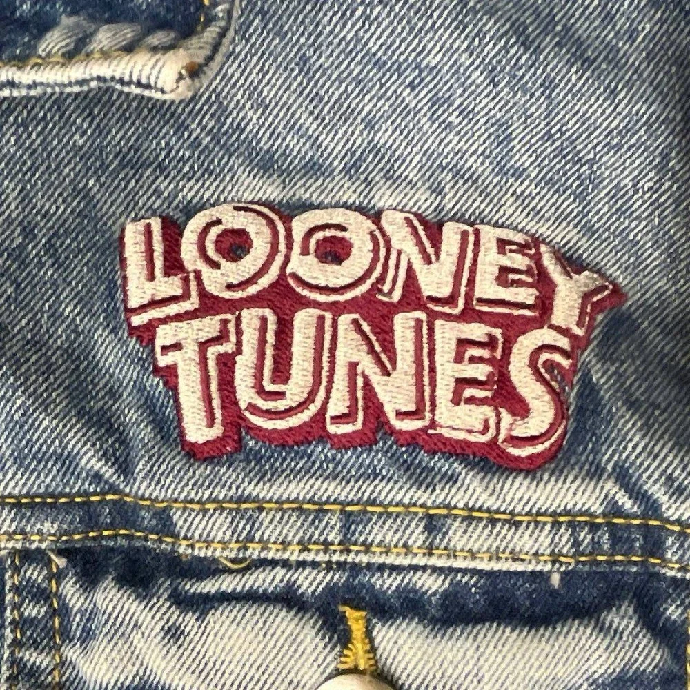 Members Only Looney Tunes Denim Jacket Acid Wash Blue Bugs Bunny Marvin Small - Picture 4 of 6